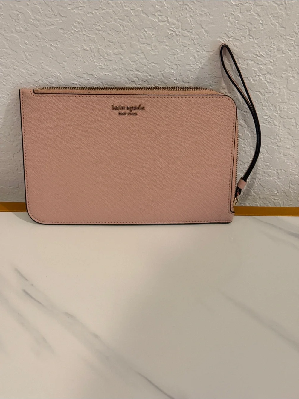 kate spade Blush Pink Saffiano Wristlet Clutch‎